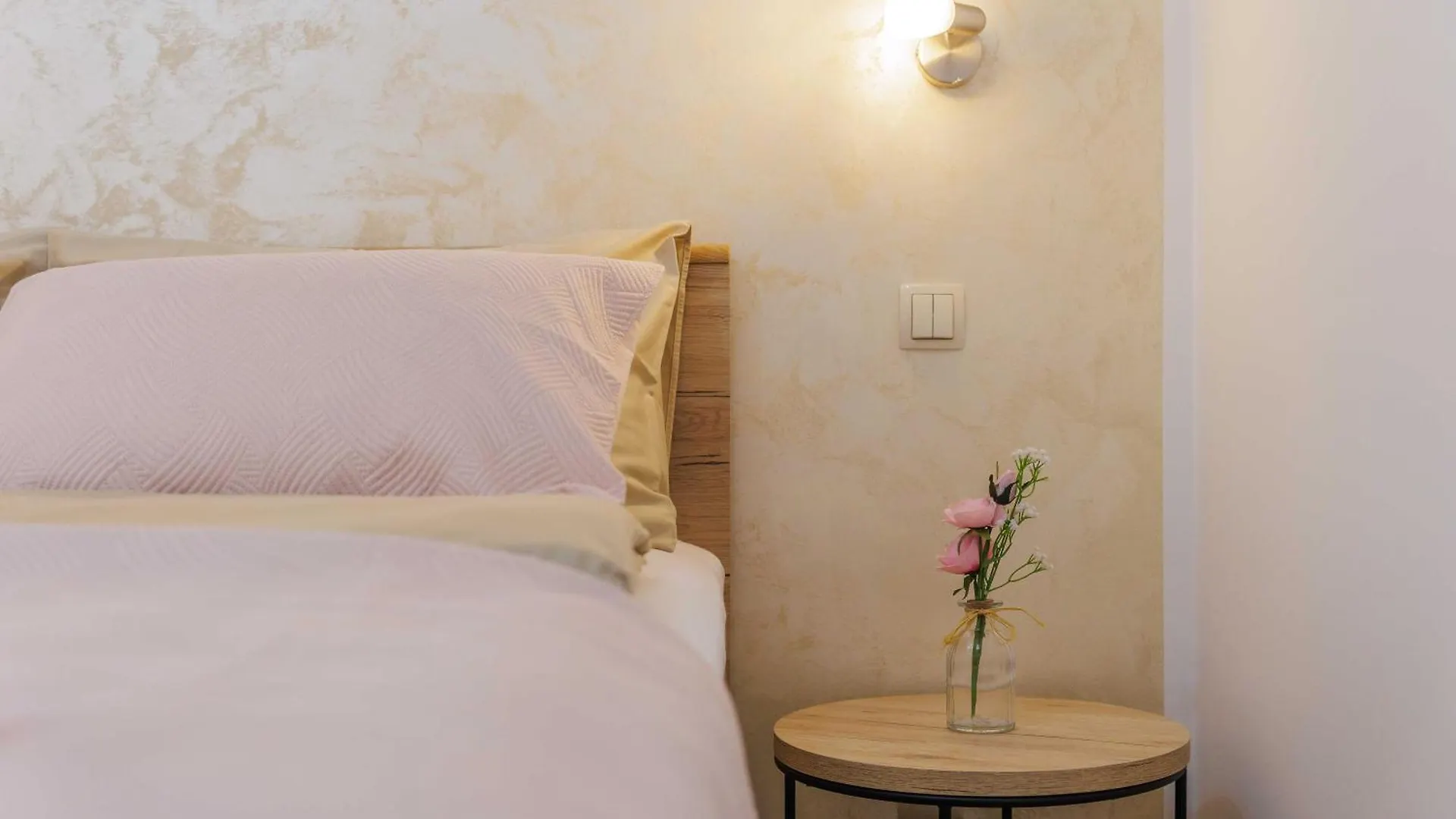 Apartment Rose Cizici